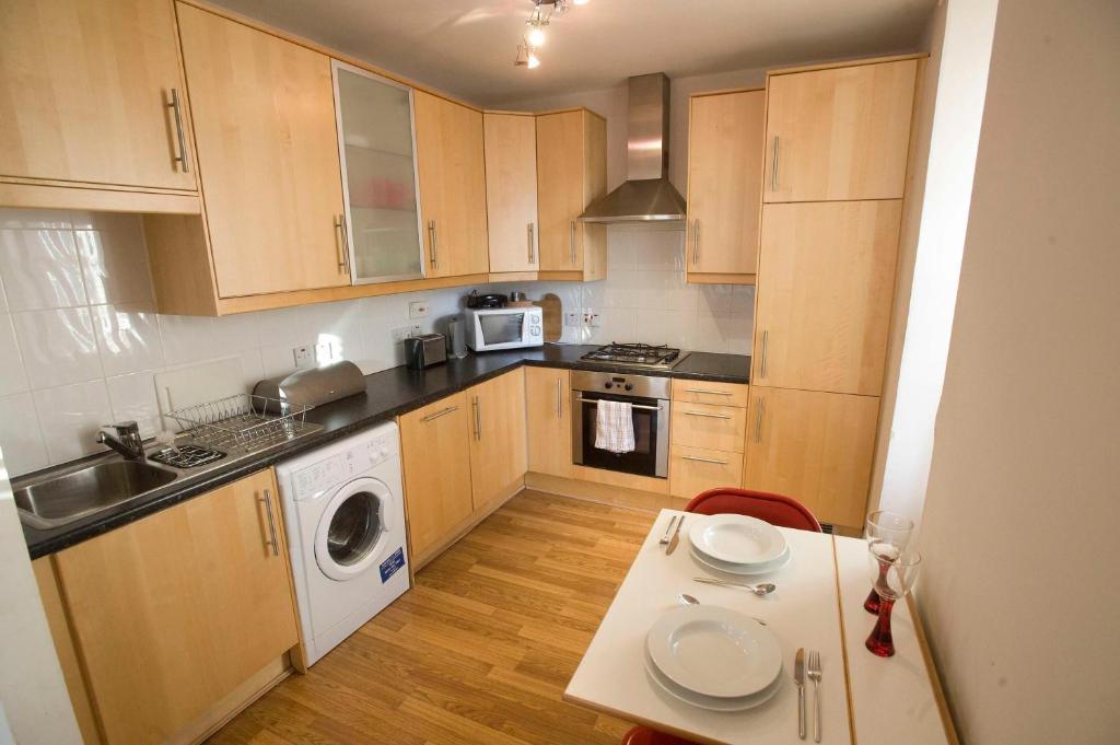 Innercitylets - Royal Mile Единбург Номер фото