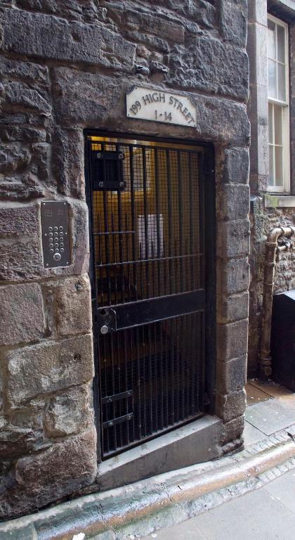 Innercitylets - Royal Mile Единбург Номер фото